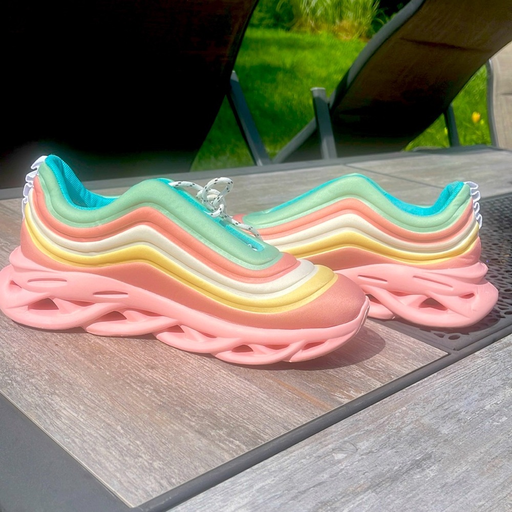 Cape Robbin Fun Times Multicolored Sneakers Size 10 (USA 9)